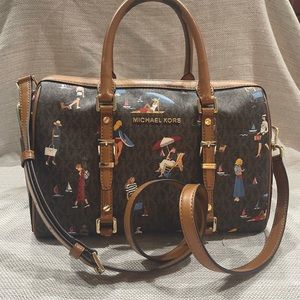 Rare Michael Kors side pocket Jet Set Girls doctors bag with removable strap